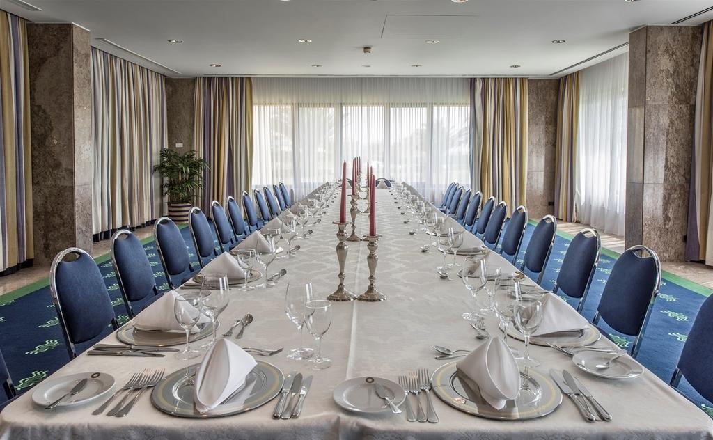 Hotel Solverde Spa&Wellness Center Vila Nova de Gaia Exterior foto The table of the European Union at the European Council