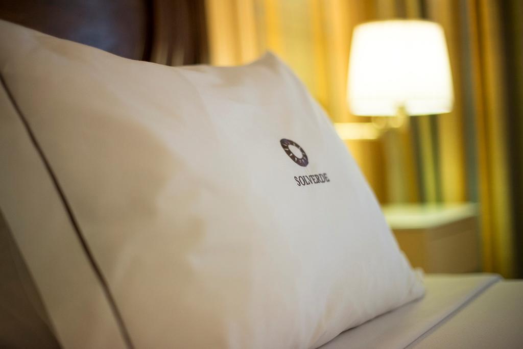Hotel Solverde Spa&Wellness Center Vila Nova de Gaia Zimmer foto A pillow